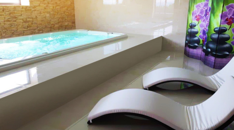Swimspa Canadian Spa Nautilus XL polu ugradbeni masažni bazen wellness